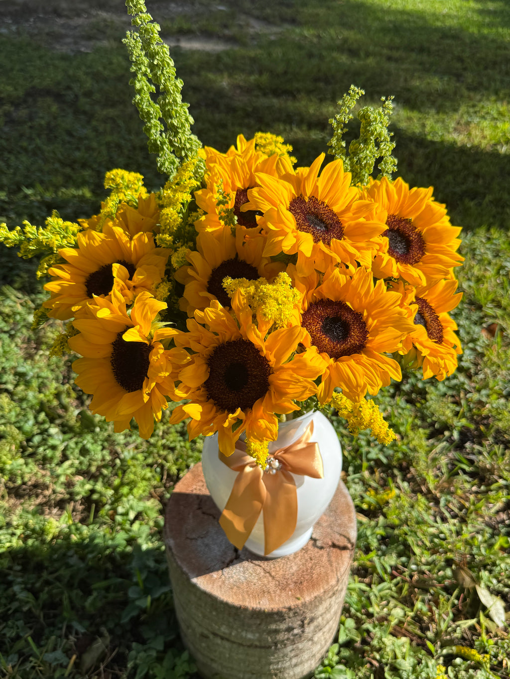 Sunflower Glow Vase