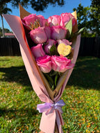 Classic 12 Rose Bouquet